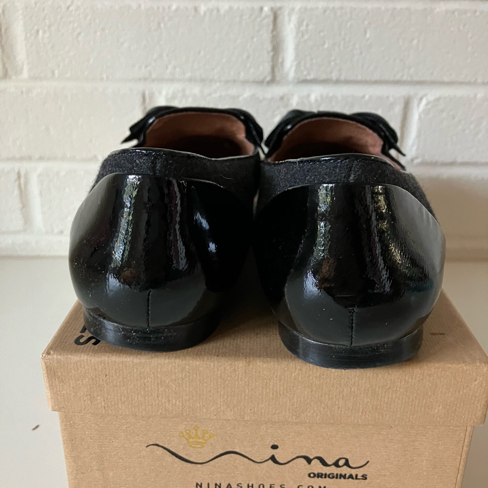 Timeless Nina Black Patent and Wool Bow Loafers size 8 - Picture 4 of 6